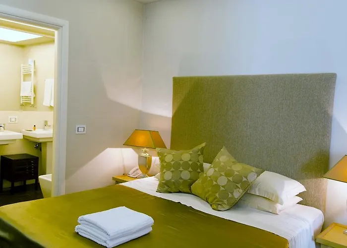 Valeri Otel Roma