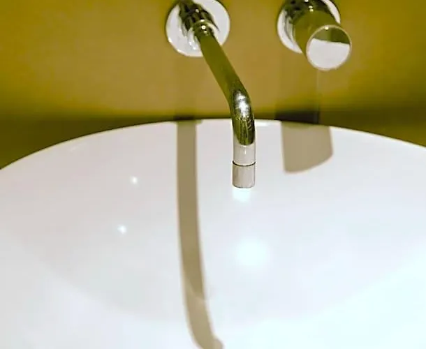 Valeri Otel Roma